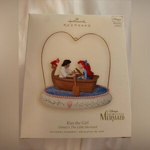Hallmark Keepsake 2007 Disney Ariel Eric The Little Mermaid KISS THE GIRL In Box